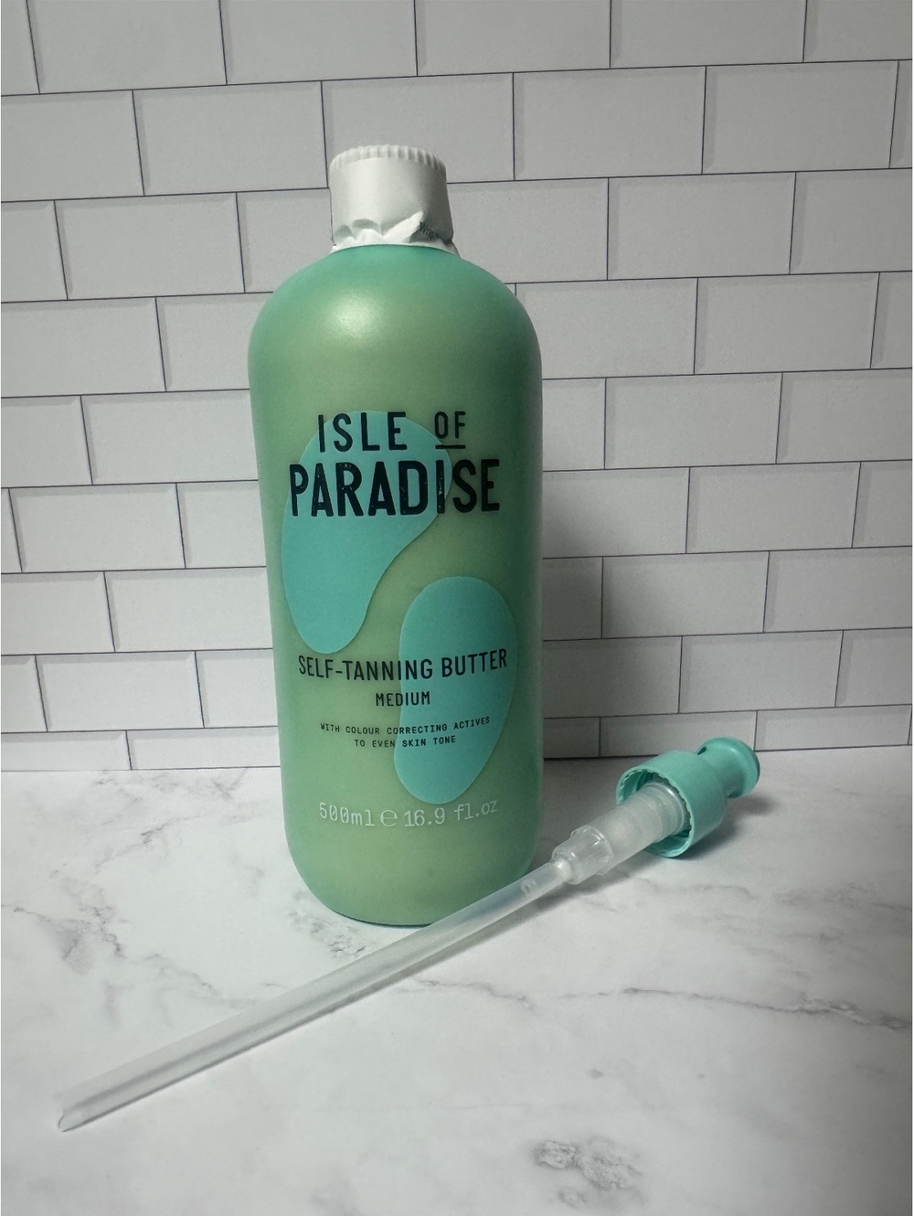 Isle of Paradise Self-Tanning Butter Medium 16.9 fl oz / 500 mL – NEW